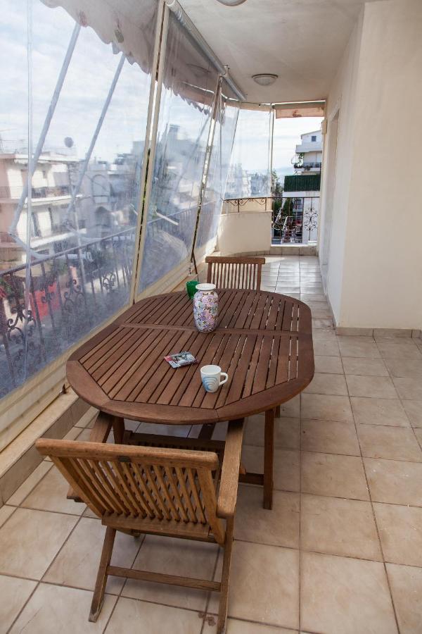 Sunny Apartment Near Metro Station Athens Exterior photo